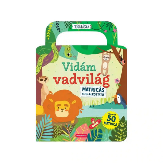 Vidám vadvilág matricás foglalkoztató könyv borítója, színes dzsungel jelenettel, ahol egy mosolygós oroszlán, lajhárok, kígyó és más állatok láthatók játékos, gyerekbarát illusztrációval, több mint 50 matricával.