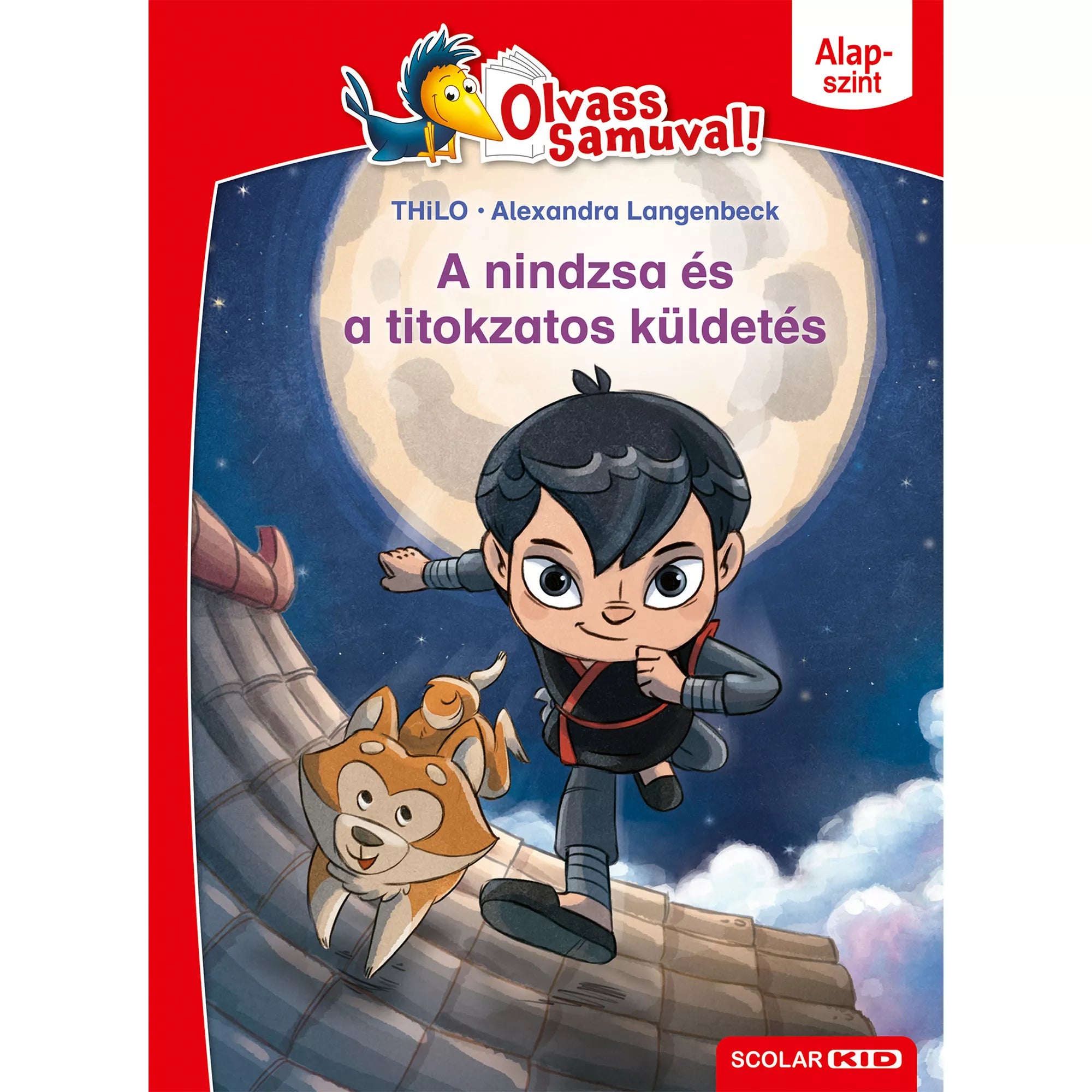 „A nindzsa és a titokzatos küldetés” gyerekkönyv borítója élénk piros keretben. A középső illusztráción Komo, a kis nindzsa fekete ruhában a tetőkön szökell, mellette hűséges kutyája, Inu. A háttérben telihold és csillagos éjszakai ég látható. Felül az „Olvass Samuval!” logó, alul a Scolar KID jelzés szerepel.