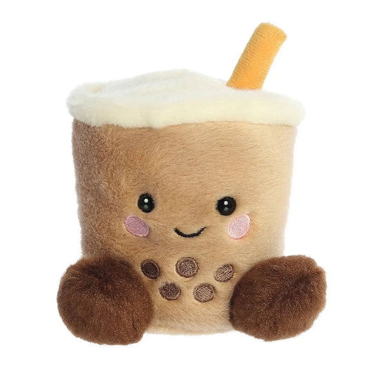 Boba tea plüss – elölnézeti kép a mosolygós bubble tea plüssről, rózsaszín pofikkal és részletes hímzett mintával.
