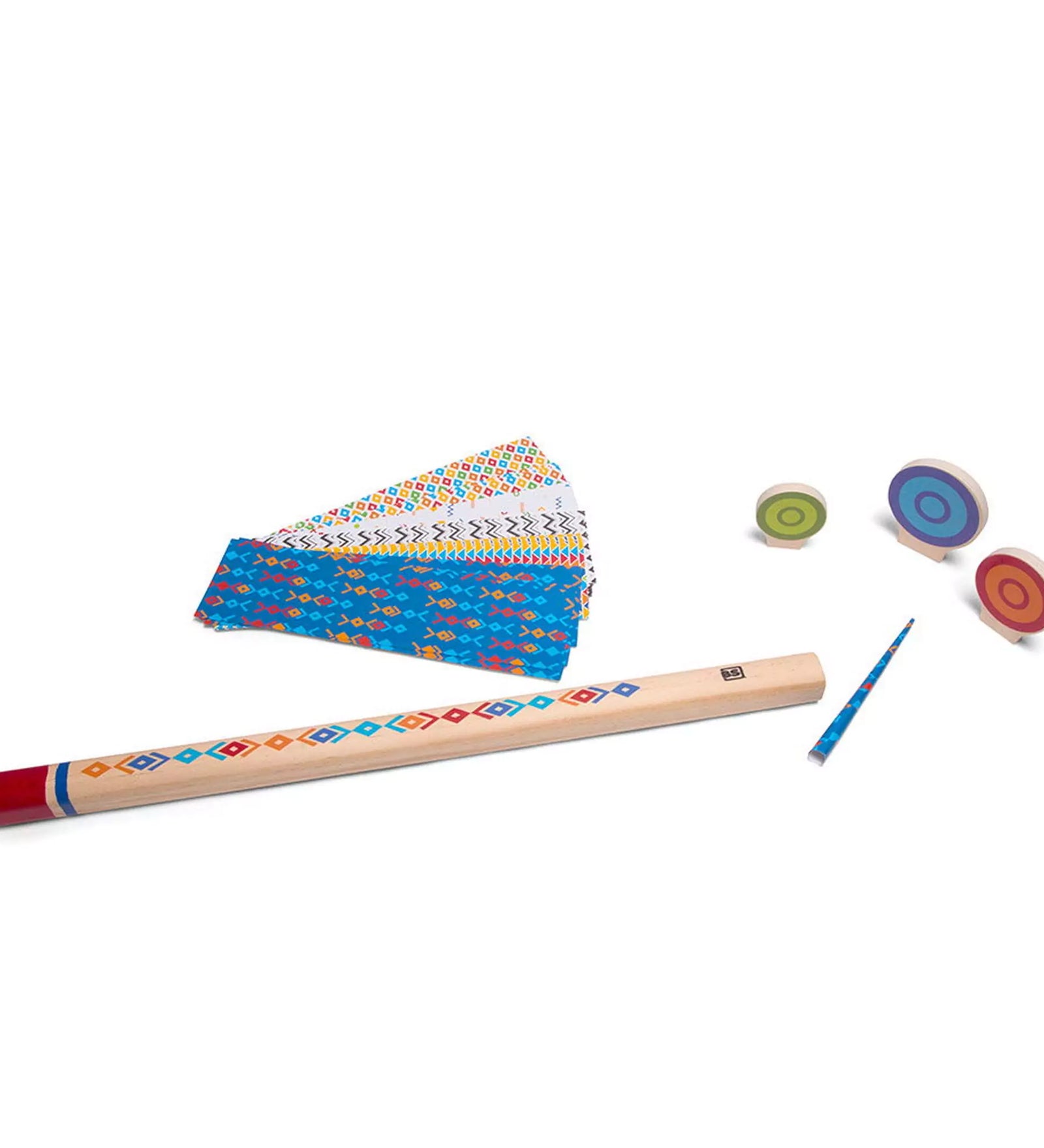  „Blow Darts, Fúvócsővel és nyilakkal játszható célba lövő játék BS Toys – fából készült fúvócső, három színes célpont és színes papírok”