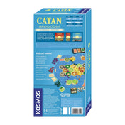 : Catan: Navigatorii – 5–6 jucători román nyelvű kiegészítő doboz hátoldala. A tartalomlistával, szabályokkal és illusztrált játéktáblával bemutatva.