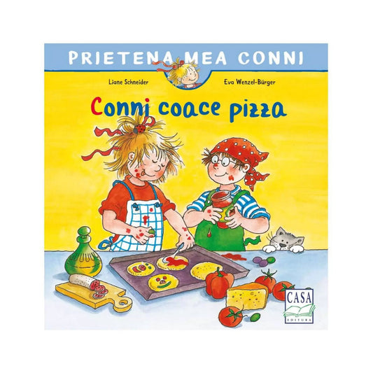 A képen a „Prietena mea Conni – Conni coace pizza” című gyerekkönyv borítója látható. A vidám illusztráción Conni és egy barátja pizzát sütnek a konyhában: Conni kötényben a tepsibe helyezi a kerek pizzákat, míg a másik gyerek piros pöttyös kendőben paradicsomszószt ken.