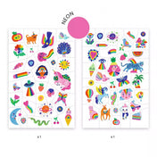 A Djeco Szivárvány tetoválások két íve, tele színes, neon árnyalatú mintákkal – unikornisok, bolygók, tigrisek, szívek, fagylaltok és szivárványos motívumok.