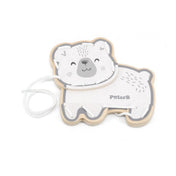 PolarB Viga „Fűzhető állatok fából” – fehér jegesmedve alakú fa fűzőjáték mosolygó mintával és fehér zsinórral.