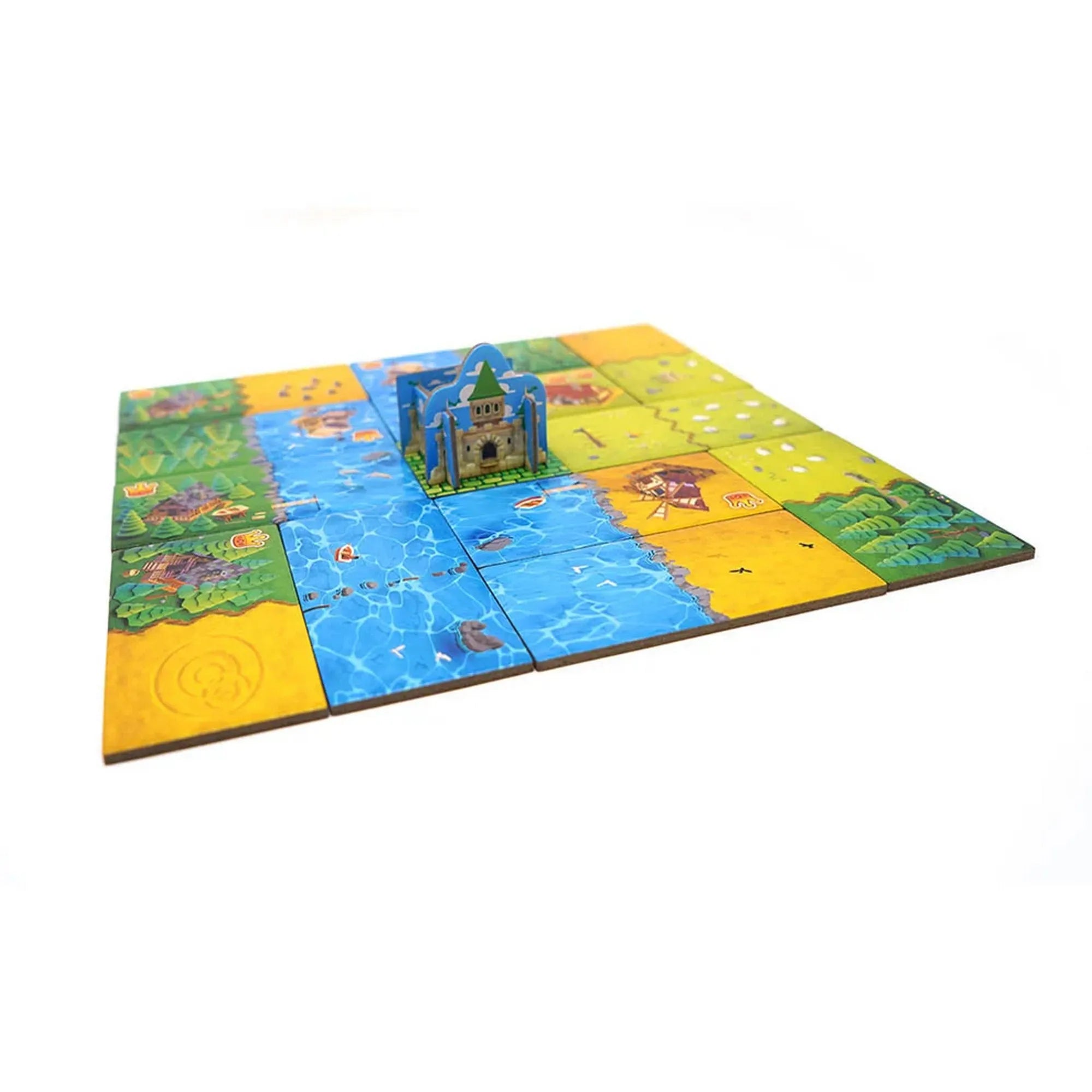 Kingdomino jubileumi kiadás, román nyelvű társasjáték színes dominólapokból épített királysága, középen háromdimenziós kastéllyal.
