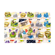 A Különös világ – A felhők felett doboza elhelyezve az elkészült, lebegő szigetekből épült világon. A színes, részletes kártyák és a játék dizájnja vizuálisan is lenyűgöző.