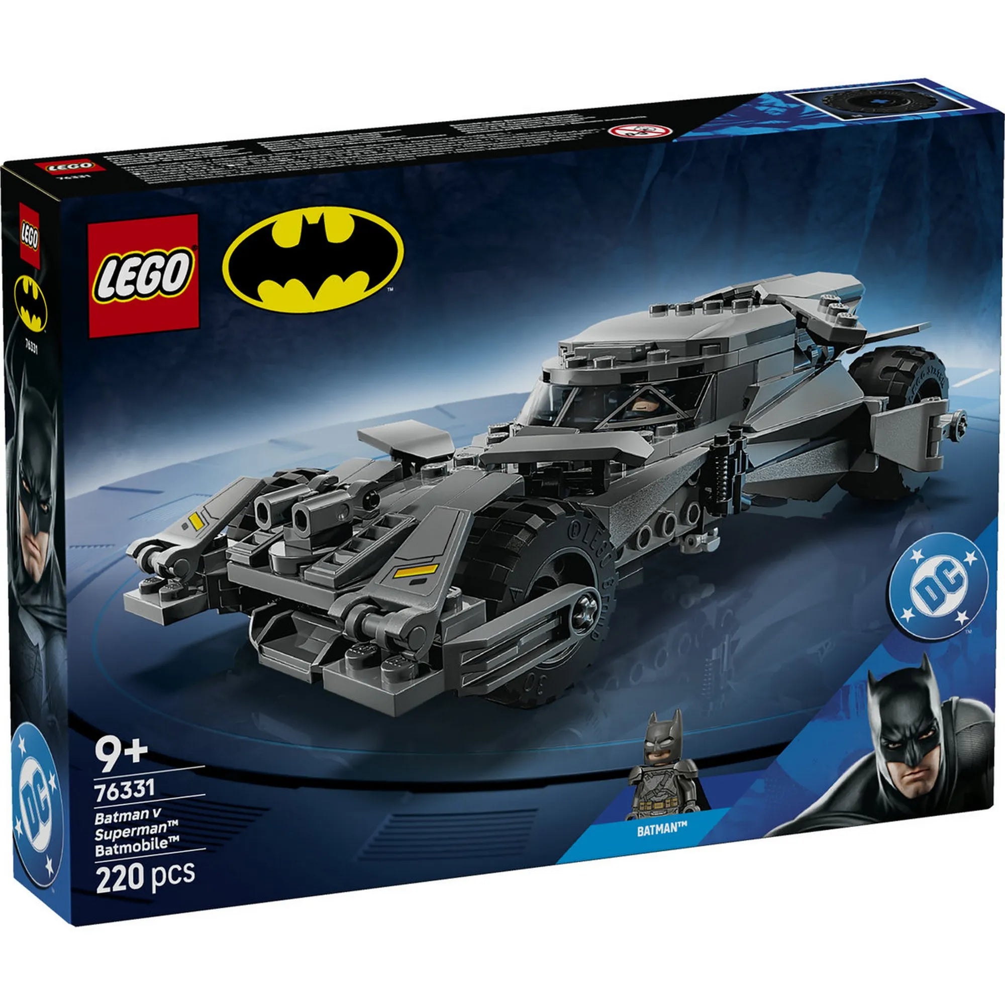 LEGO Batman Superman ellen Batmobile 76331 dobozkép, DC Batman építőkészlet 220 elemmel és Batman minifigurával.