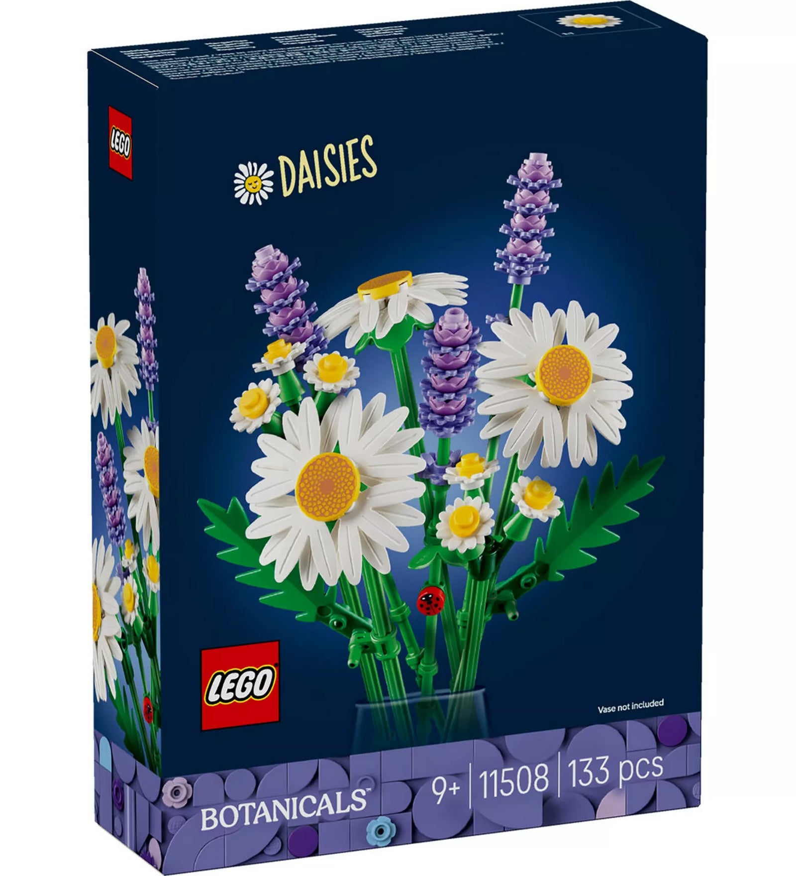 LEGO Botanicals Daisies (11508) készlet elölnézeti dobozképe, LEGO százszorszép és lila virágcsokor sötétkék háttéren.
