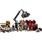 LEGO City Roncstelep autókkal 60472 szett elemei - A LEGO City Roncstelep autókkal (60472) teljes szettje, beleértve a roncstelep épületét, darut, zúzógépet és minifigurákat.