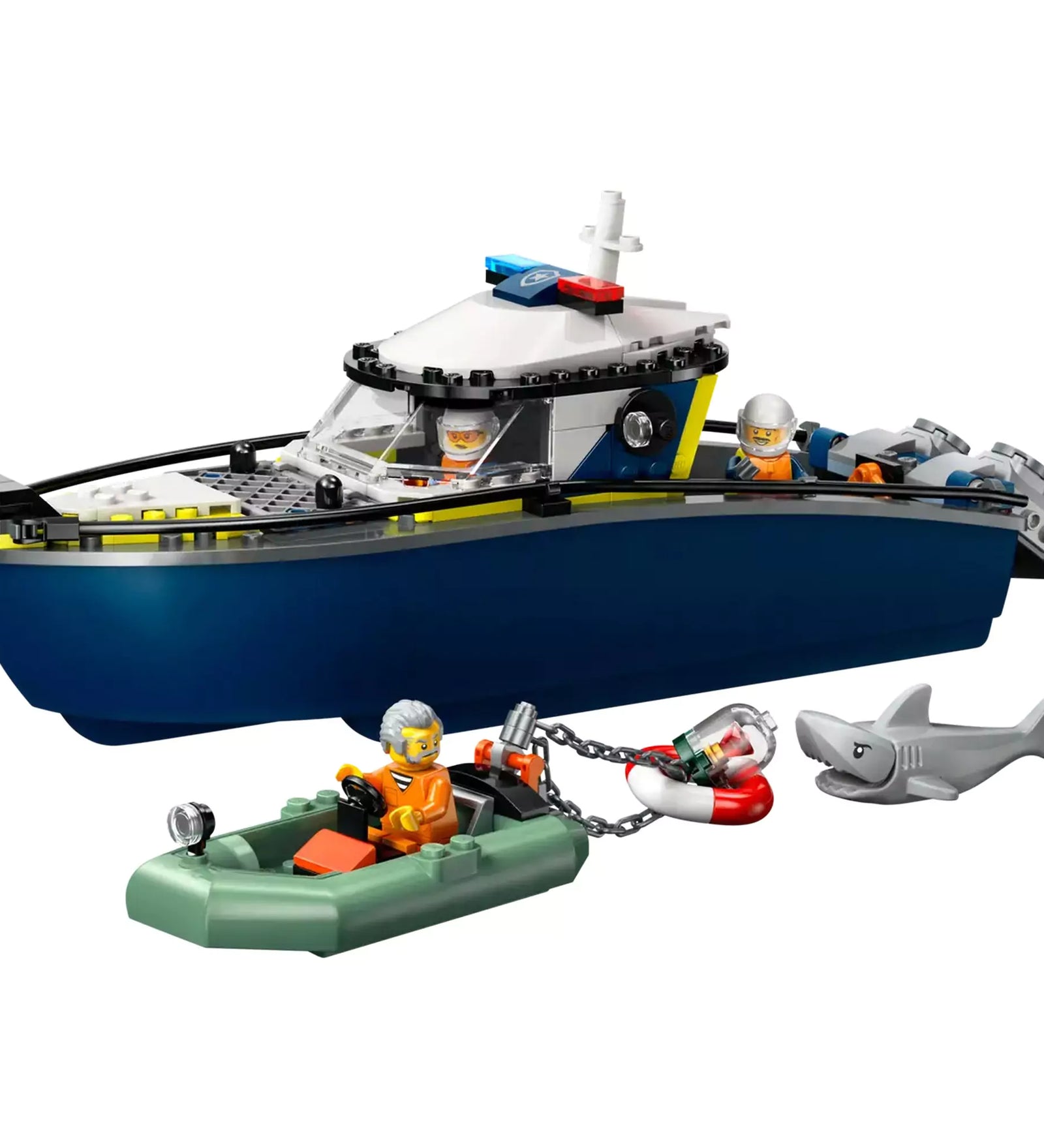 A LEGO City Rendőrségi motorcsónak (60456) teljes összeállított készlete: a rendőrségi hajó, egy zöld gumicsónak, négy minifigura és egy cápa.