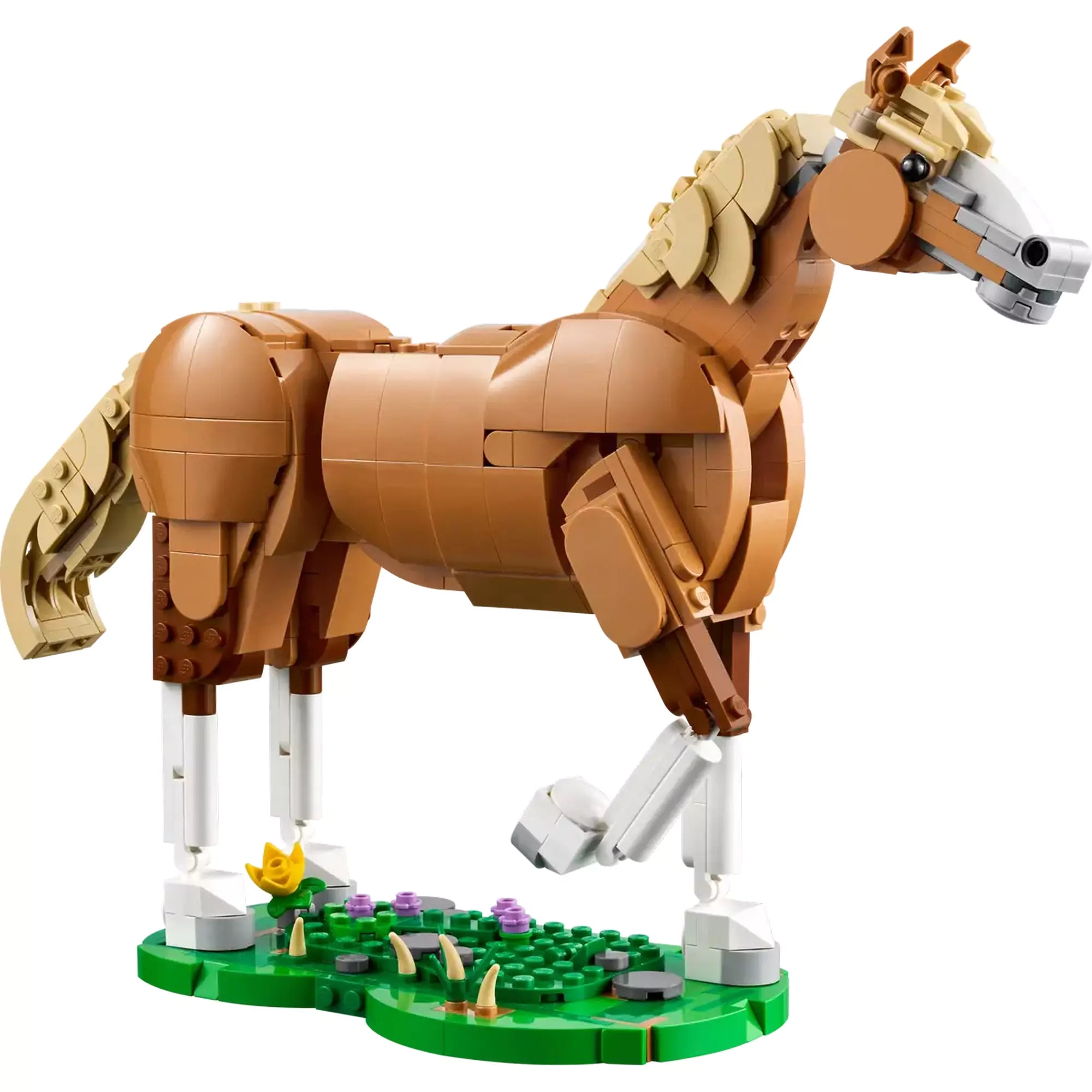 LEGO Creator: Csodaszép ló (31166) barna ló modell füves talapzaton, részletes és mozgatható