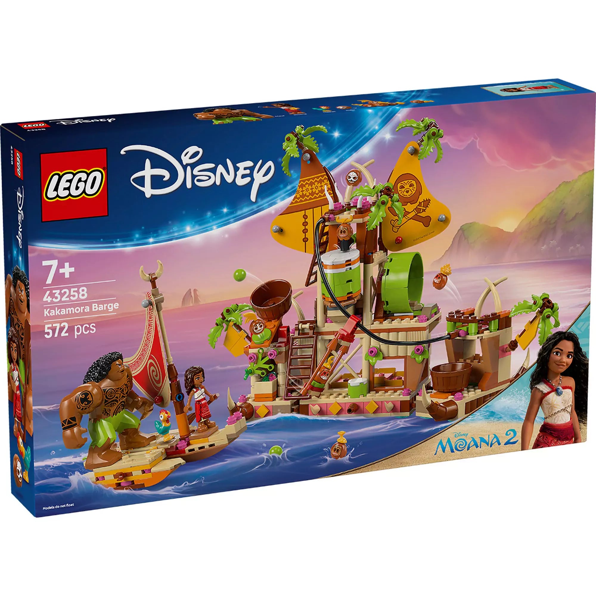 LEGO Disney: A kakamorák hajója (43258) dobozkép, amelyen Moana, Maui és a színes, részletgazdag bárka látható a Disney Moana 2 film alapján.