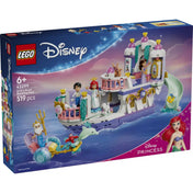 LEGO Disney: Ariel esküvői hajója 43299, 519 darabos készlet dobozképe a részletgazdag királyi esküvői hajóval és A kis hableány szereplőivel.