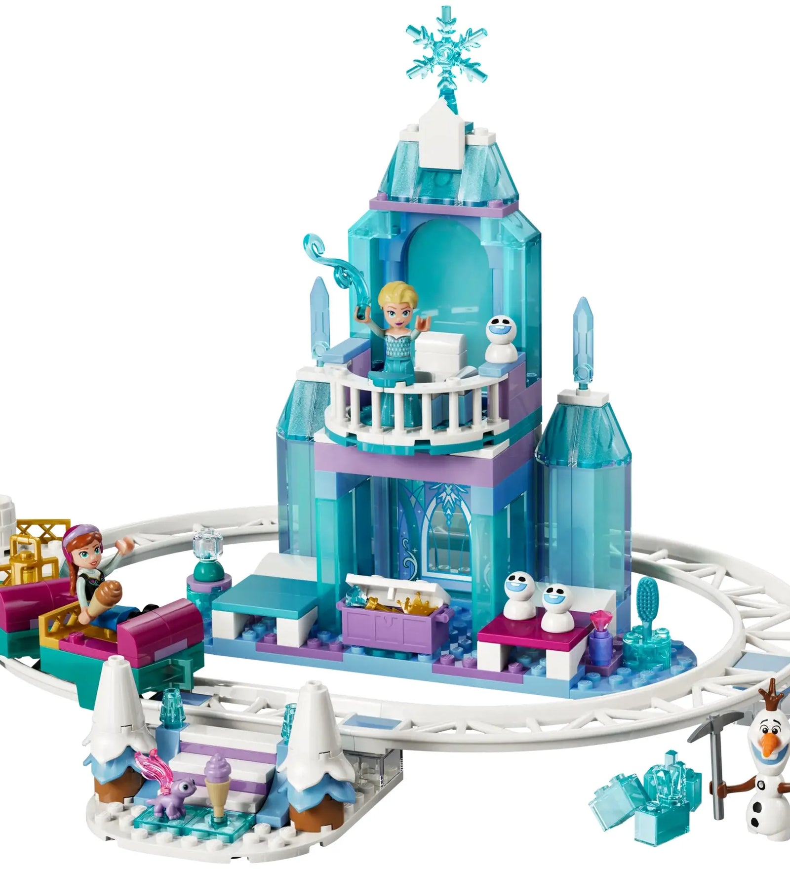 LEGO Disney Jégvarázs Elsa jégkastélya és szánkós kalandjai (43281) teljes készlet fehér háttéren, kastéllyal, szánokkal és szereplőkkel