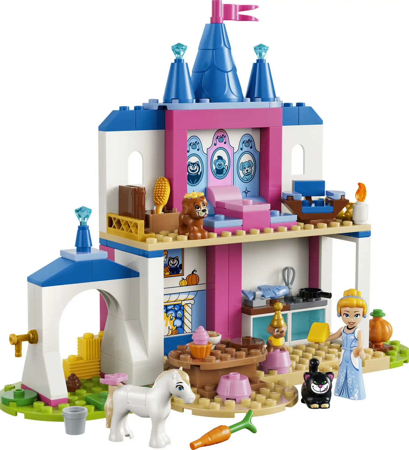 LEGO Disney: Hamupipőke kastélya és állatbarátai 43283, 149 darabos készlet részletes kastélymodellje trónteremmel, kandallóval, konyhával, pónival, cicával és Hamupipőke minifigurával.