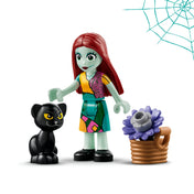 LEGO Disney Sally minifigura a 43288 Sally virágcserepe készletből, fekete macskával és virágkosárral, Tim Burton Karácsonyi lidércnyomás film karaktereivel.