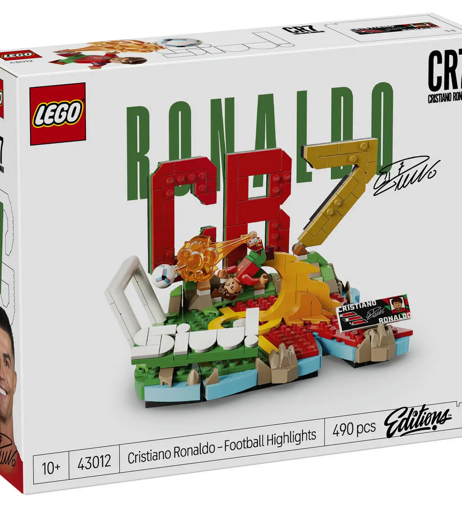 LEGO Cristiano Ronaldo 43012 készlet doboz elölnézet, CR7 felirat, portugál színek és Ronaldo jelenet