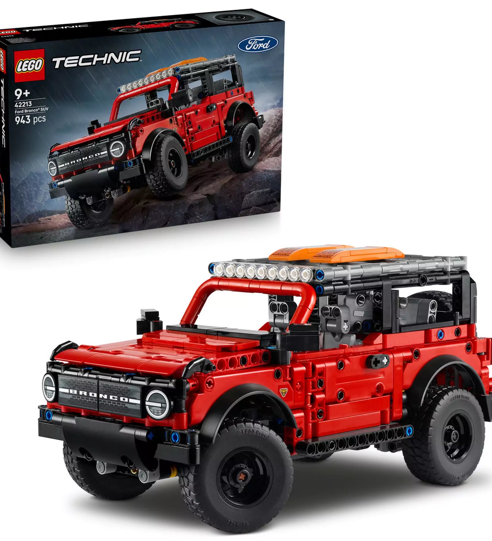 LEGO Technic Ford Bronco SUV (42213) modell és doboz együtt – A piros terepjáró LEGO modell és a készlet doboza kiállítva, gyűjtőknek is ideális.