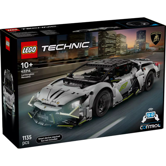 LEGO Technic Lamborghini Revuelto (42214) dobozkép elölről – A szürke szuper sportautó LEGO modellje városi háttérrel, 1 135 elemmel, 10 éves kortól.