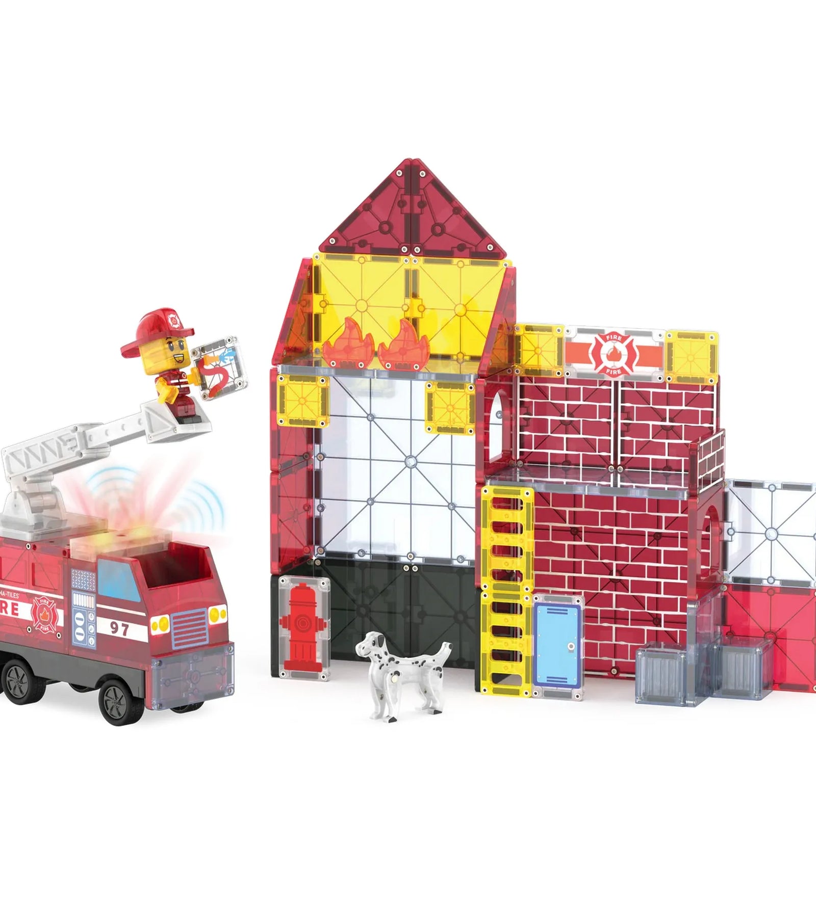 Teljes Magna-Tiles Fire Station jelenet a tűzoltóállomással, tűzoltóautóval és dalmata kutyával.