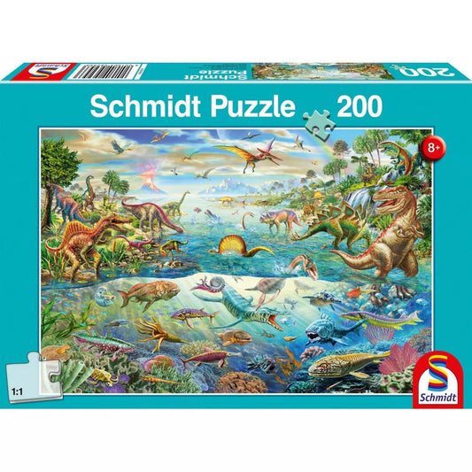 Schmidt Puzzle Fedezd fel a dinoszauruszokat dobozkép, 200 darabos gyermek puzzle, szárazföldi, vízi és repülő dinoszauruszokkal, színes és részletgazdag őslény illusztrációval.
