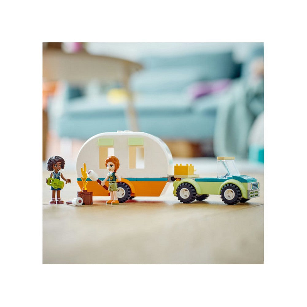 LEGO Friends Kempingezés 41726 87 darabos