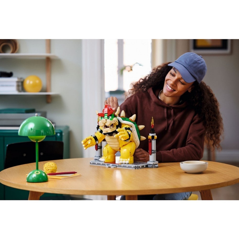LEGO Super Mario A hatalmas Bowser™ 71411 2807 darabos