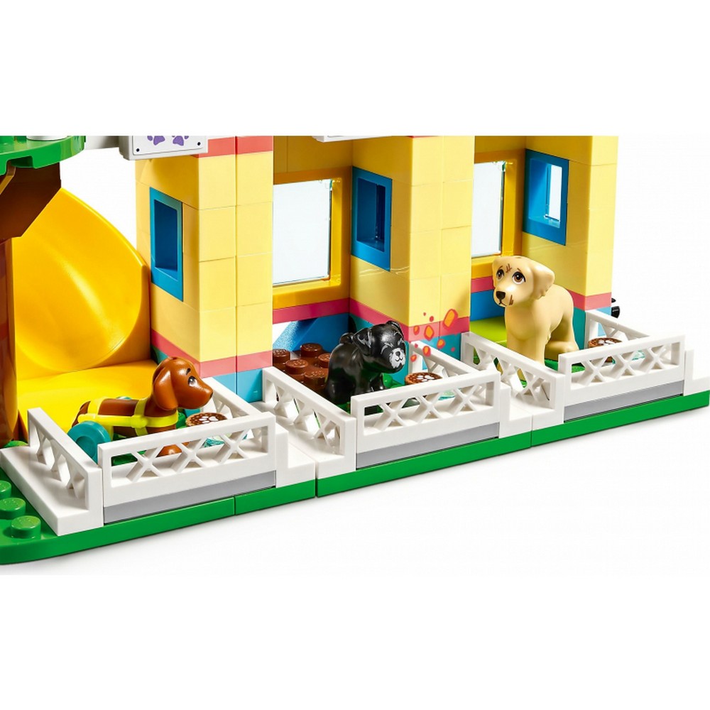 LEGO Friends Kutyamentő központ 41727 617 darabos