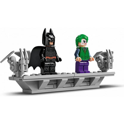 LEGO Super Heroes Batman Batmobile™ Tumbler 76240