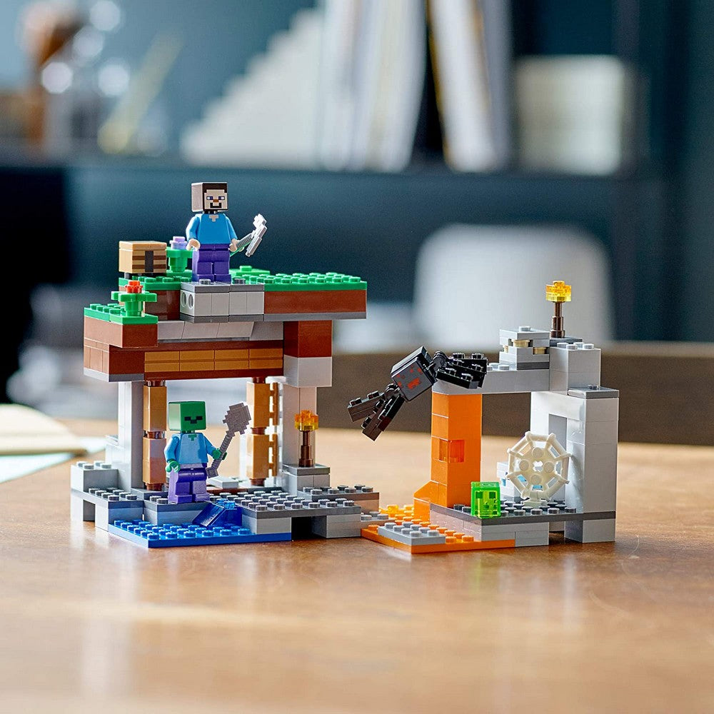 LEGO Minecraft Az „elhagyatott“ bánya 21166 248 darabos
