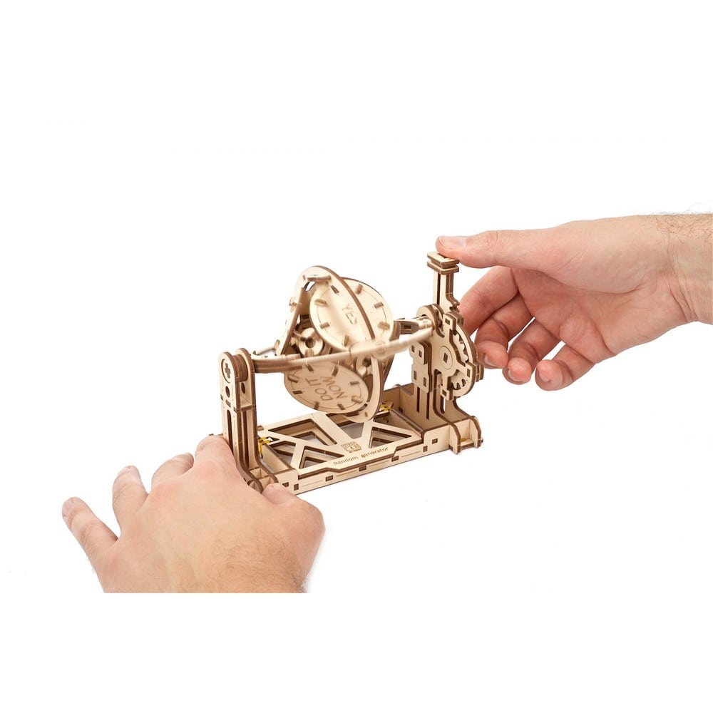 UGEARS STEM - Random generátor mechanikus modell