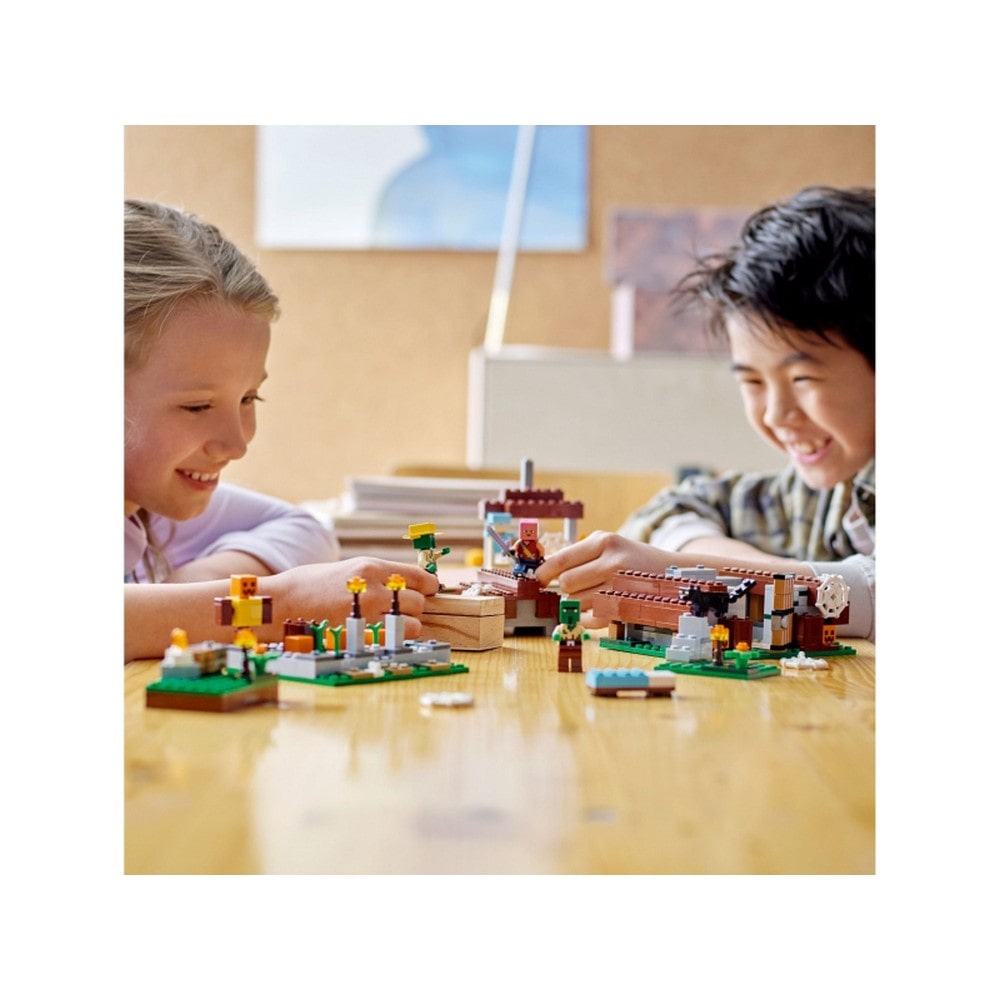 LEGO Minecraft™ Az elhagyatott falu 21190 422 darabos